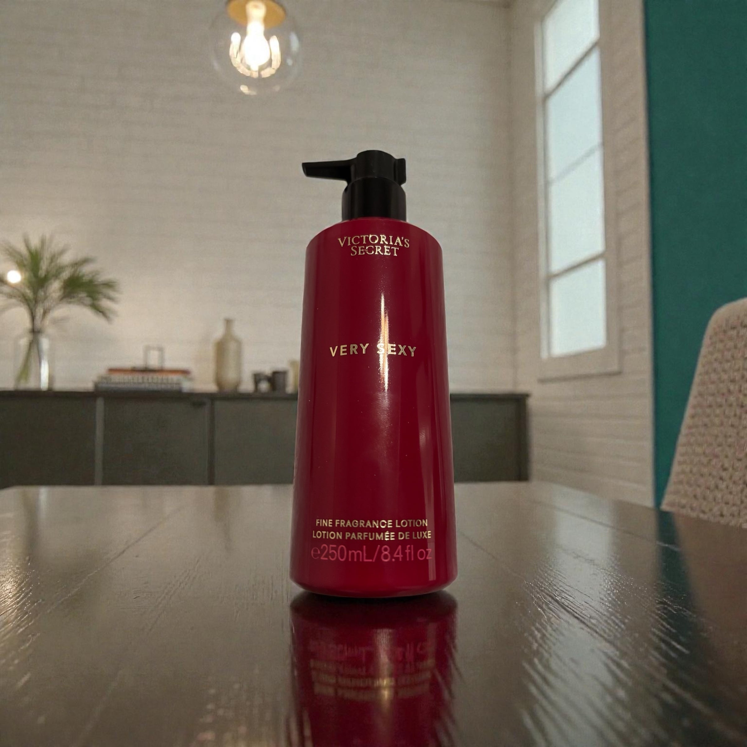 Victoria's Secret Fine Fragrance Lotion 8.4 fl.oz. - Very Sexy